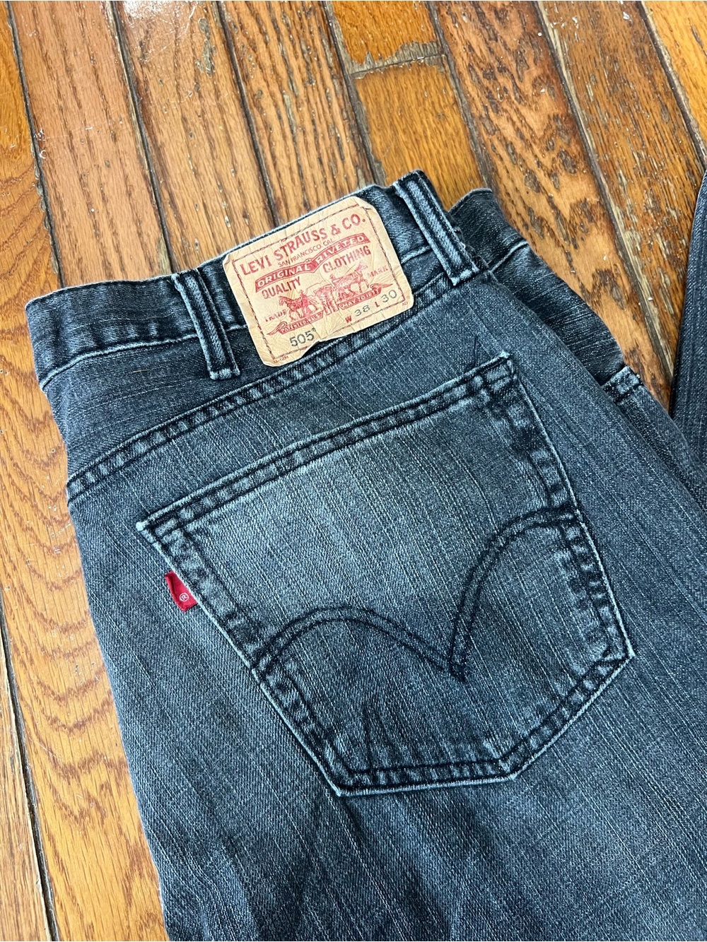 Levi's Men's Black Washed 505 Relaxed Jeans 38x30